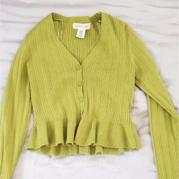 Happily Grey- Knit Bell Sleeve Cardigan- NWOT- XS (fits a small and S/M) - Picture 9 of 13